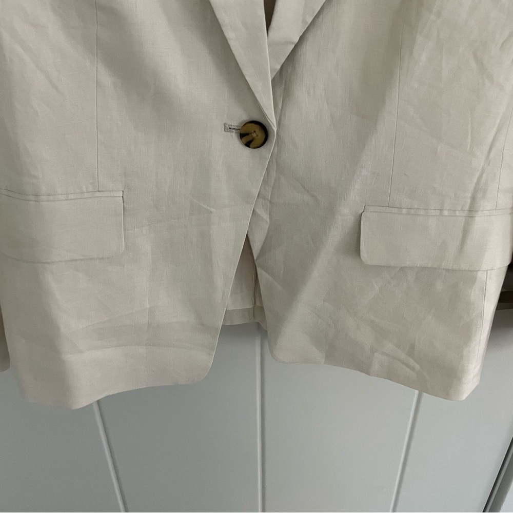 Quince Cream Single-Button Linen Blazer - Picture 3 of 9
